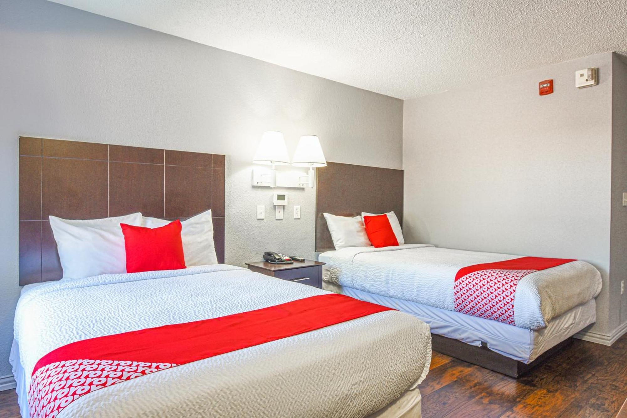 Oyo Hotel Irving Dfw Airport South Extérieur photo