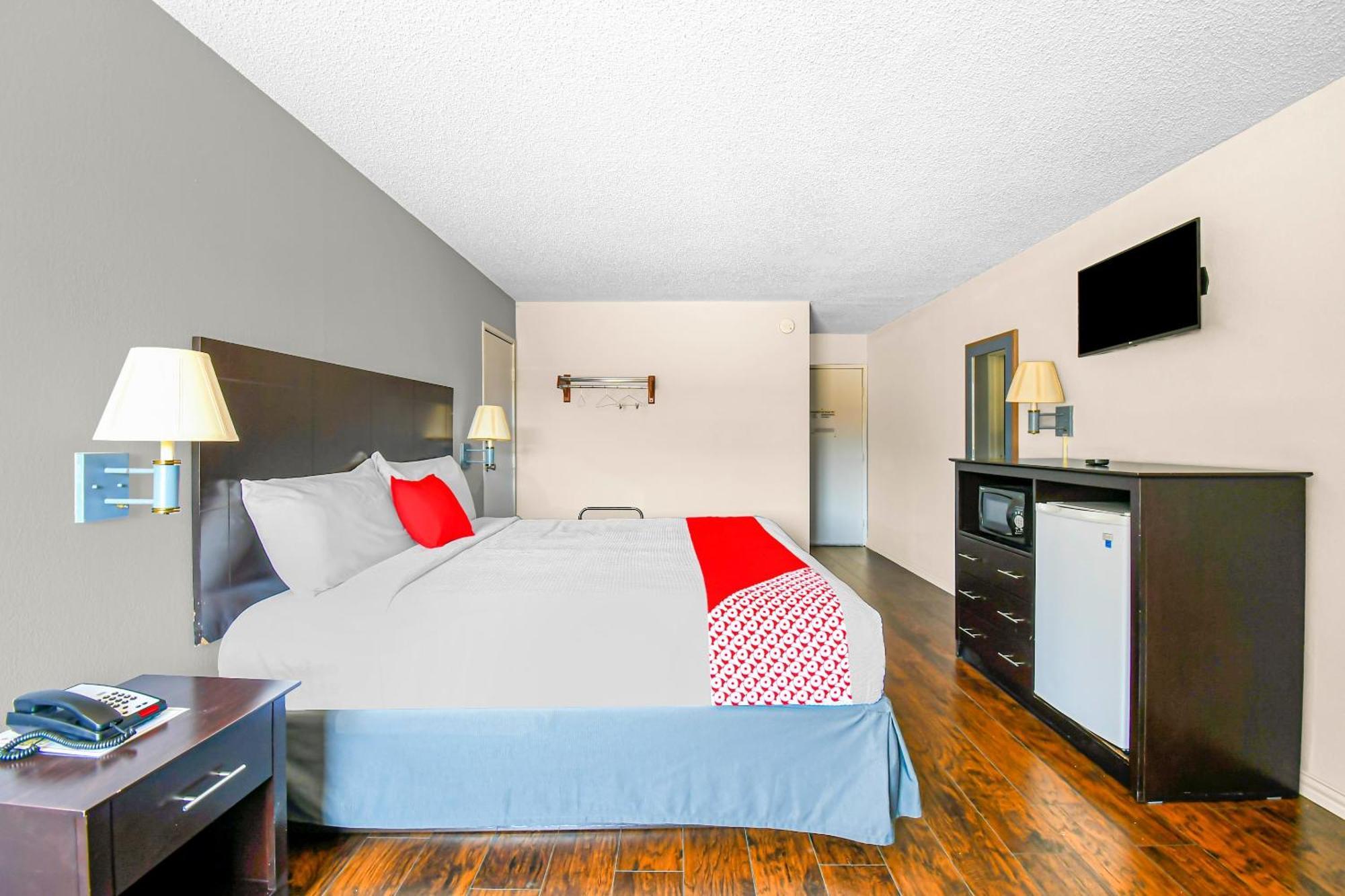 Oyo Hotel Irving Dfw Airport South Extérieur photo