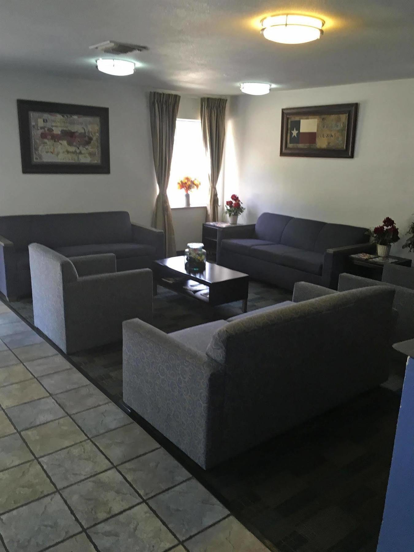 Oyo Hotel Irving Dfw Airport South Extérieur photo